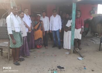 राष्ट्रवादी युवक काँग्रेसचे प्रदेश उपाध्यक्ष ऋतुराज हलगेकर यांनी केले आर्थिक मदत, आस्थेने संवाद साधून केली विचारपूस