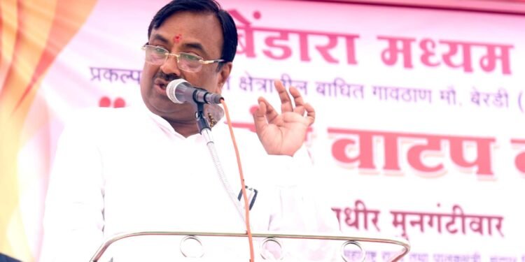 चंद्रपुरातील मिराज सिनेमा येथे पहिल्या पुणे आंतरराष्ट्रीय फिल्म फेस्टिवलचा शुभारंभ.