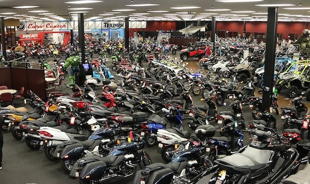 15 वर्ष जूनी शासकीय वाहने निष्कासन करा,  परिवहान विभागाच्या वतीने आवाहन.