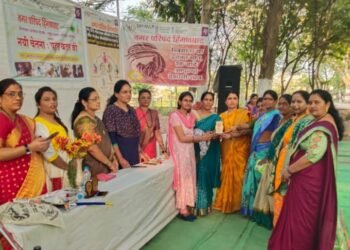 हिंगणघाट शिवाजी पार्क येथे महिला दिनानिमित्त भव्य महीला मेळावा, सांस्कृतिक कार्यक्रम संपन्न.