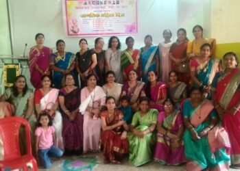 राजुरा: जागतिक महिला दिन निमित्त महिला काँग्रेसच्या वतीने कष्टकरी महिलांचा सत्कार.