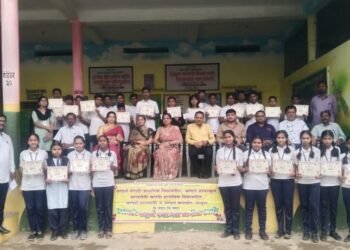 राजुरा शहरात परीक्षा योद्धा चित्रकला स्पर्धेचा बक्षीस वितरण समारोह संपन्न.