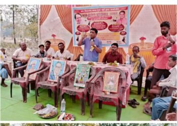 अहेरी तालुक्यातील गुर्जा खुर्द येथील भव्य ग्रामीण व्हॉलीबॉल सामन्याचे माजी आमदार दिपक दादा आत्राम यांच्या हस्ते उदघाटन.