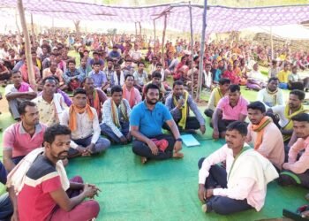 एटापल्ली तालुक्यातील तोडगट्टा येथे खदान बंद करण्यासाठी मागील 12 दिवसापासून आंदोलन.