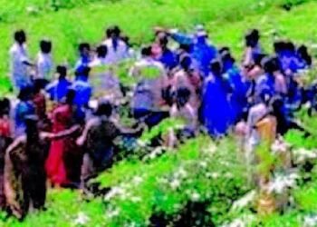 वाशिम: शेती शाळेतून दिली पीक लागवड तंत्रज्ञान ते पीक कापणीची माहिती 255 शेतीशाळेतून 7 हजार 650 शेतकऱ्यांना मार्गदर्शन.