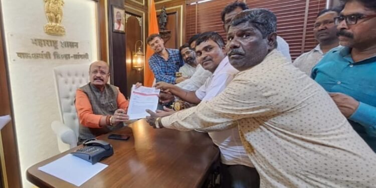 सांगली जिल्ह्यात कायमस्वरुपी सहाय्यक कामगार आयुक्त यांची तात्काळ नेमणूक करा: वंचित बहुजन आघाडीची मागणी.