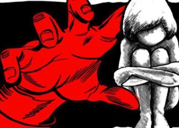 साताऱ्यात17 वर्षीय अल्पवयीन मुलीवर बलात्कार; आरोपी बापलेकावर पोक्सोचा गुन्हा दाखल.