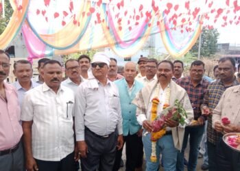 पेरा मिलिटरी मित्र परिवार, हिंगणघाट तर्फे सेवानिवृत्त सैनिकचा सत्कार.