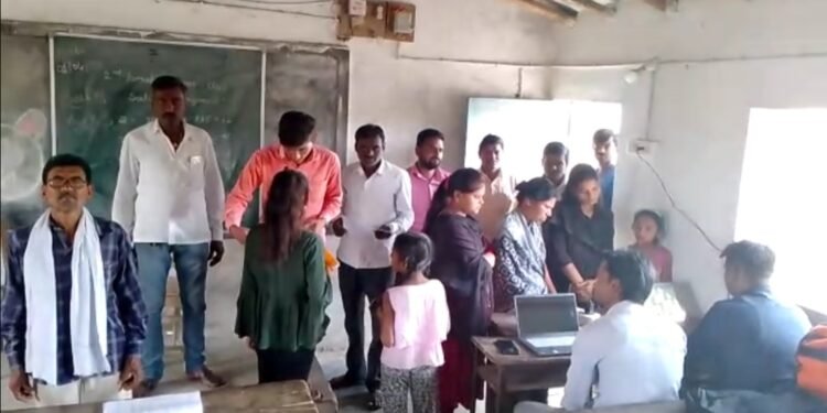 सावनेर तालुक्यातील खैरी ढालगाव येथे आयुष्यमान भारत कार्ड योजना शिबीर थाटात संपन्न.