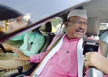 होय हे गारपीठ आणि अवकाळी पर्यटनच आहे, कृषी मंत्री अब्दुल सत्तार याचं विरोधकांना प्रतिउत्तर