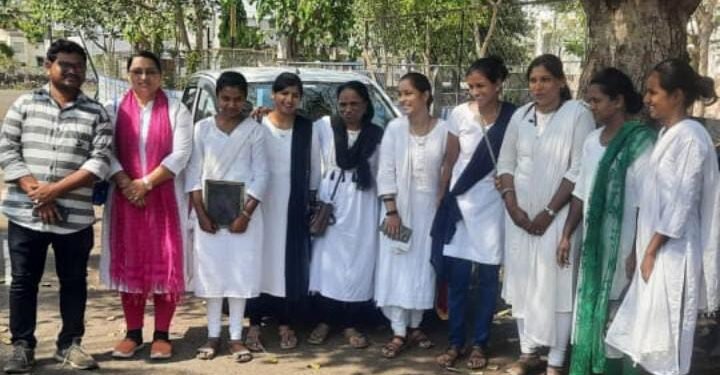 बौध्द धम्म संस्कार संघ व श्रावस्ती विहाराच्या वतीने महिला अत्याचार सामाजिक प्रबोधनात्मक सावित्रीच्या लेकी पथनाट्य मिरज येथे सादर.