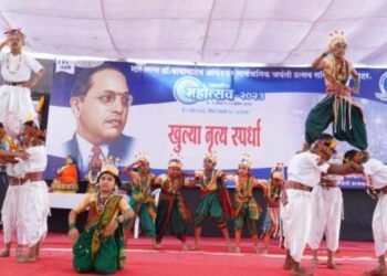 बीड येथे जयभिम महोत्सवात थिरकली नृत्य पावले ! राज्यभरातून स्पर्धकांनी नोंदवला सहभाग