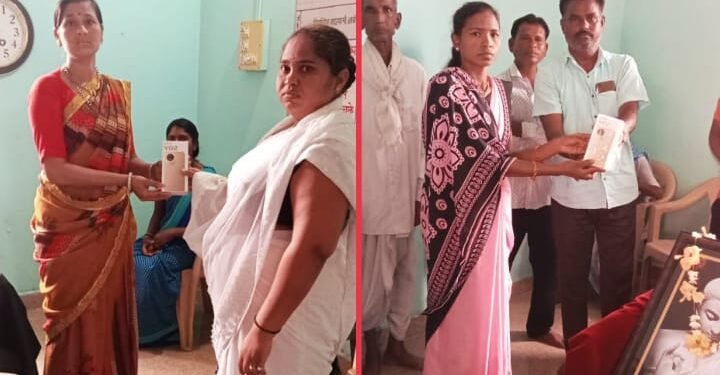 भारोसा ग्रामपंचायत कार्यालय येथे महामानव डॉ. बाबासाहेब आंबेडकर जयंती उत्साहात साजरी.