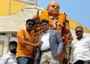 उमेश वावरे मित्र परिवार हिंगणघाटच्या वतीने विश्वरत्न डॉ. बाबासाहेब आंबेडकर यांची १३२ वी जयंती उत्साहात साजरी.