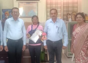 भारत विद्यालय हिंगणघाटची विद्यार्थीनी  मानसी गाठे हिला राज्यस्तरिय स्पर्धेत सुर्वण पदक