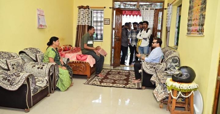 गडचिरोली जिल्ह्याचे माजी पालकमंत्री अम्ब्रिशराव आत्राम यांची अहेरी शहरात विविध ठिकाणी दिली सांत्वन भेट!