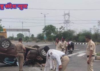 सावनेर पांढुर्णा रोडवर हेटी जवळ कंटेनरची कारला भीषण धडक या अपघातात चार जखमी.