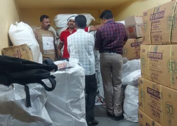 उमरेड शहरात मोठ्या प्रमाणात अवैधरित्या प्रतिबंधित सुगधित तंबाकू व गुटख्याची तस्करी पोलीस धडक कारवाई.