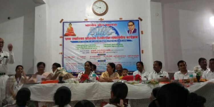 बल्लारपूर शहरात भारतीय बौद्ध महासभाच्या वतीने पाच विहारतील धम्म उपासिका शिबिर संपन्न.