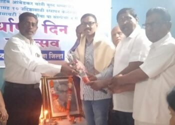 भारतीय बौद्ध महासभेच्या वतिने सामाजिक कार्यकर्ते व रुग्णसेवक उमेश इंगळे सन्मानित.