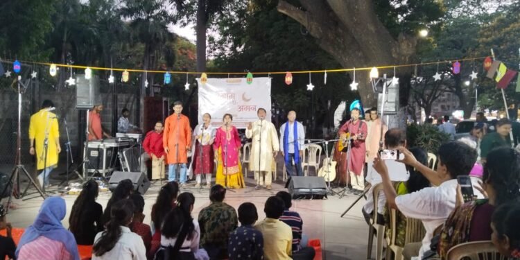 पुण्यातील संभाजी गार्डन येथे विविध संघटना व्दारे ईद मिलन कार्यक्रम उत्साहात साजरा.
