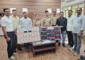जबरी चोरी, घरफोडी व गहाळ झालेले ६९ मोबाईल असा ७,१०,०००/- लाखांचा मुद्देमाल गुन्हे शाखा युनिट १ कडुन हस्तगत