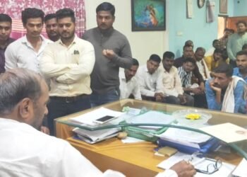 हंसराज अहीर यांच्या हस्तक्षेपाने यशस्वी तोडगा CMD यांचेशी चर्चेनंतर त्या 145 कामगारांना वणी क्षेत्रात लवकरच नियुक्ती.