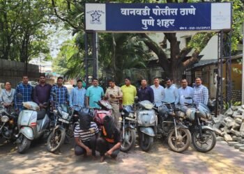 वानवडी पोलीस स्टेशन पोलीसांकडून वाहन चोरांविरोधात धडाकेबाज कारवाई वाहन चोरटयाकडून १० दुचाकी वाहने हस्तगत