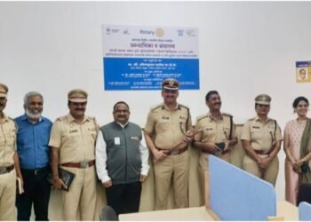 स्वारगेट पोलीस वसाहत पुणे येथे सुसज्ज अभ्यासिका व ग्रंथालयाचे उद्घाटन उत्साहात संपन्न.