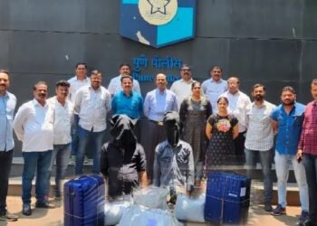 मॅफेड्रॉन (एम.डी.), चरस व गांजा या अंमली पदार्थाची विक्री करणा-या चार इसमांकडुन एकुण २५,९४,८८०/- रु. किंमतीचा अंमली पदार्थ जप्त केला.