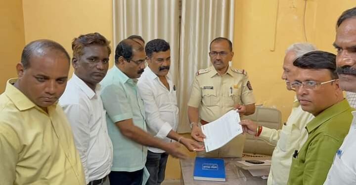 आमदार डाॅ. जितेंद्र आव्हाड यांचा व्हिडिओ माॅर्फ करणाऱ्यांवर गुन्हा दाखल करा राष्ट्रवादी काँग्रेसने दिले पोलिसांना निवेदन…