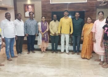 गुंजणमावळ दरी खोर्यातील हातवे गावची कन्या झाली कृषी मंडल अधिकारी, पोलिस हवलदाराची मुलगी बनली कृषी मंडल अधिकारी.