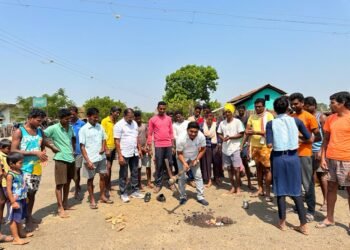 वासामुंडी येथील सल्ला गांगरा बांधकामाचे माजी आमदार दिपक दादा आत्राम यांच्या हस्ते भूमिपूजन संपन्न.