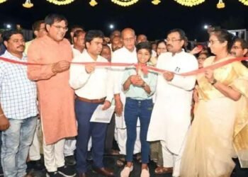 बल्लारपुरात शहरात 50 एकर जागेत साकारणार 560 कोटीं खर्च करून महिला विद्यापीठ.