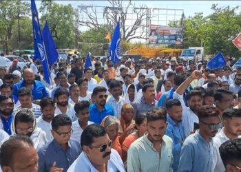 नांदेड जिल्ह्यातील अक्षय भालेराव खून प्रकरणाचे बुलढाणा जिल्ह्यात तिव्र पडसाद. सर्व आंबेडकरी संघटनांनी एकञ येवून काढला जिल्हाधिकारी कार्यालयावर प्रचंड आक्रोश मोर्चा.