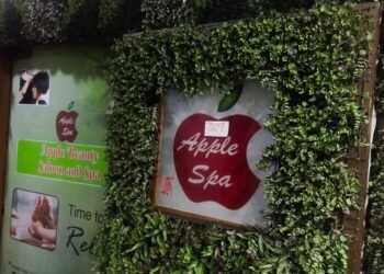 स्वतःचे आर्थिक फायदयासाठी वेश्याव्यवसाय करवुन घेणा-यांवरती कारवाई करुन ०२ पिडीत महिलांची सुटका केली