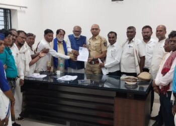 जातीय द्वेष पसरविणाऱ्यावर कडक कारवाई करा, काटोल येथील संयुक्त आघाडीच्या दिलेल्या निवेदनातून मागणी.