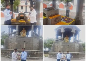 तथागत ग्रुप महाराष्ट्र राज्य संघटनेच्या. संस्थापक अध्यक्ष संदिप गवईच्या वतीने वडु येथे छत्रपती संभाजी महाराज यांना अभिवादन.