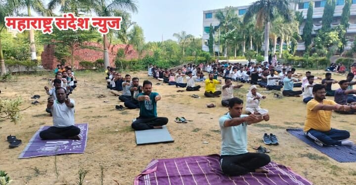 बीड येथील आदित्य शिक्षण संस्थेत आंतरराष्ट्रीय योग दिवस उत्साहपूर्ण वातावरणात साजरा..