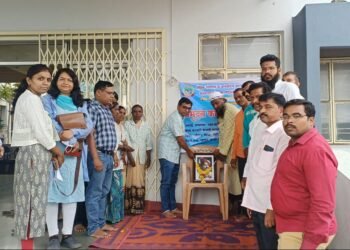 सांगली: सेवक संघटित व असंघटित आरोग्य कामगार संघटना, महाराष्ट्र राज्य. तर्फे उपजिल्हा रुग्णालयात काम बंद आंदोलन.