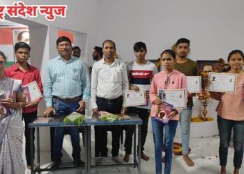 चंद्रमणी बुध्द विहार येथे छत्रपती शाहु महाराज यांची जंयती उत्साहात साजरी, ‘करियर गाईडन्स’ वर विद्यार्थ्यांशी चर्चा.