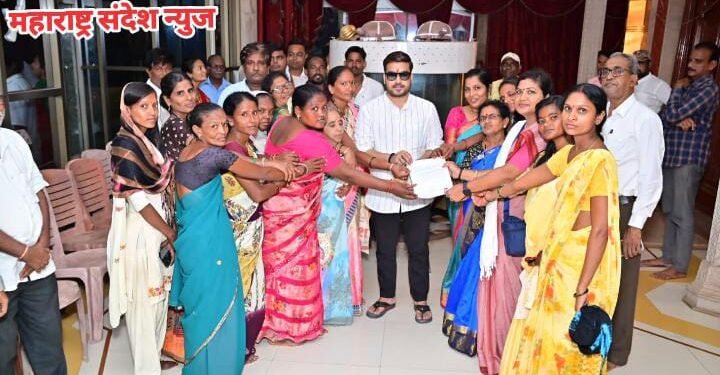 नाल्याच्या प्रवाह बदलून पुरामुळे होणारे नुकसान टाळा: माजी पालकमंत्री राजे अम्ब्रिशराव आत्राम यांना आलापल्ली येथील नागरिकांचे निवेदन.