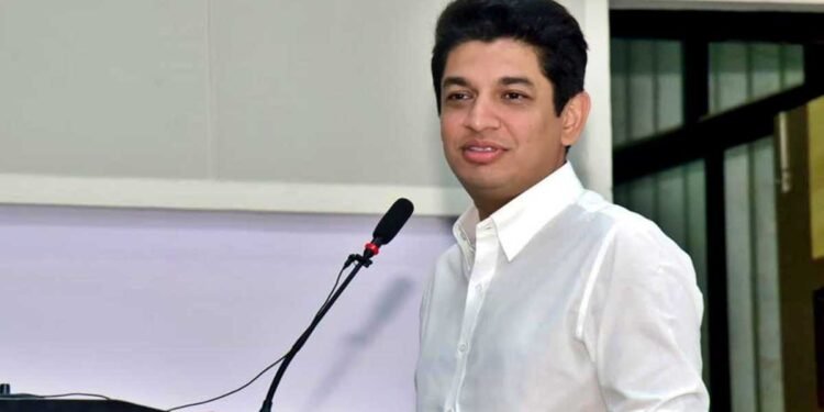 महाराष्ट्र लोकसेवा आयोगाच्या स्पर्धा परीक्षांचे शुल्क कमी करुन विद्यार्थ्यांना दिलासा द्या! आमदार सत्यजीत तांबे यांची मागणी.