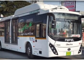 पुण्यात चक्क बसच गेली चोरीला, स्वारगेट पोलीस ठाण्यात फिर्याद दाखल.