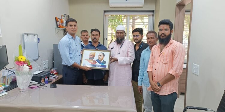 सेवक संघटित व असंघटित आरोग्य कामगार संघटनेकडून राष्ट्रीय चिकित्सक दिन उत्साहात साजरा.