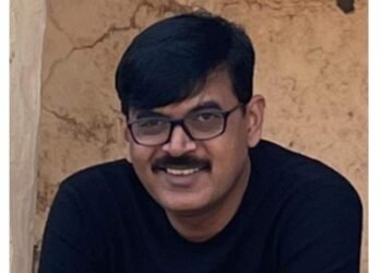 बीड जिल्हाचे नवीन आरोग्य अधिकारी म्हणून डॉ. उल्हास गंडाळ यांची नियुक्ती, बिघडलेली आरोग्य व्यवस्था सांभाळण्याची मोठी जबाबदारी.