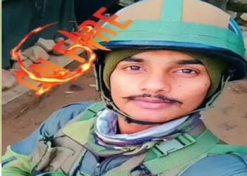 सांगली जिल्हातील सैनिकाने जम्मू- कश्मीर मध्ये कर्तव्यावर असताना स्वतःवर गोळी झाडून केली आत्महत्या.