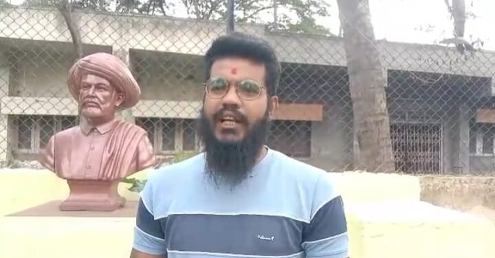 सांगली: महात्मा जोतिबा फुलेंची उद्यानातील सुशोभीकरणाच्या माध्यमातून विडंबना सेवक लोकहित मंचाचे प्रशांत कदम यांचा आरोप