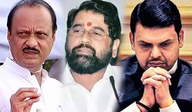 शिवसेना शिंदे गटात भूकंप होणार? शिंदे गटातील चक्क 22 आमदार उद्धव ठाकरेंच्या संपर्कात असल्याचं वृत्त.