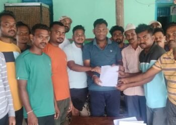 आलापल्ली येथील बसस्थानक समोरील ३५ ते ४० वर्षापासुन अतिक्रमीत व्यवसायीकांची पर्यायी व्यवस्था करा: अजय कंकडालवार